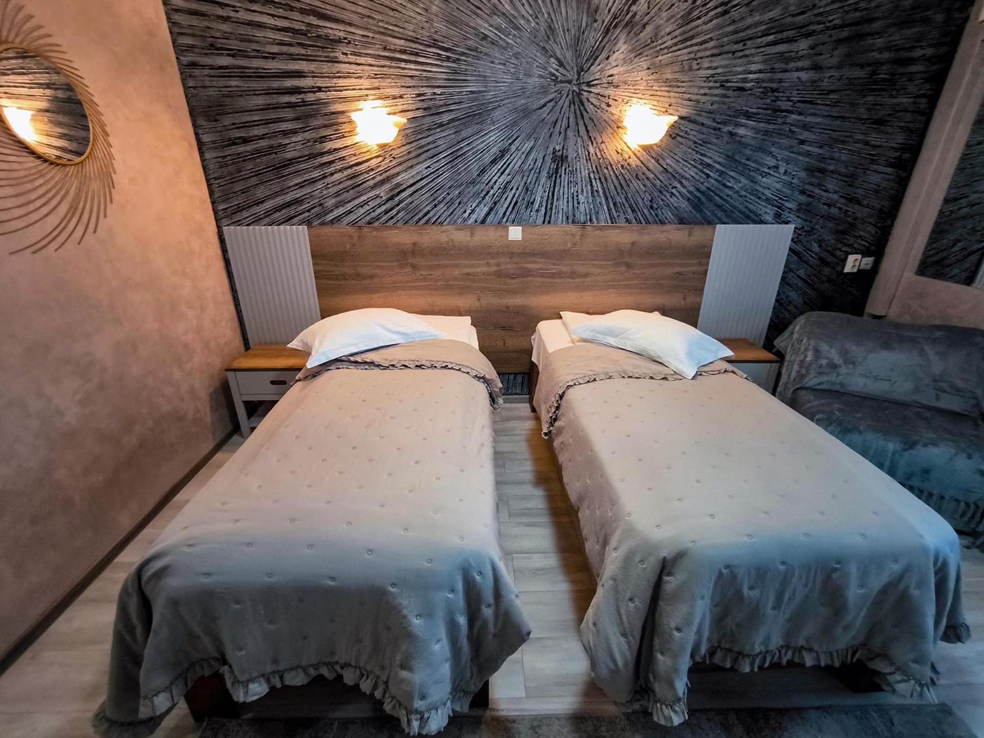Hotel Dorobanti ยาช ภายนอก รูปภาพ