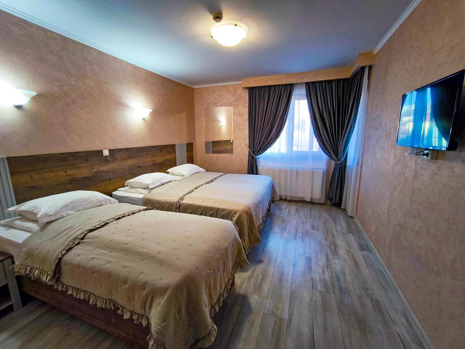 Hotel Dorobanti ยาช ภายนอก รูปภาพ